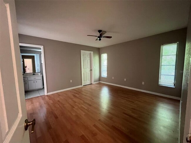 Building Photo - 18171 Edgewater Dr