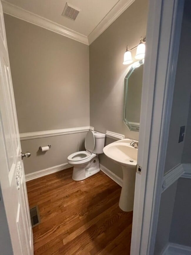 Building Photo - West Knoxville, Farragut 37934 - 4 bedroom, 3.5 bath, 2 Story Brick Home -Contact Debra Johnson (...