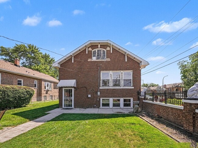 Building Photo - 1542 S 60th Ct