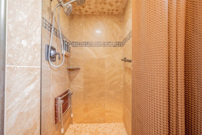 Building Photo - 9202 Benning Dr