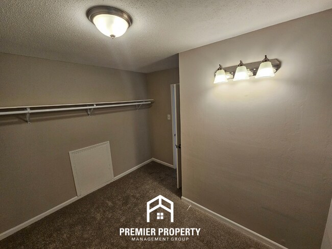 Building Photo - 3630 Tulip Tree Cove