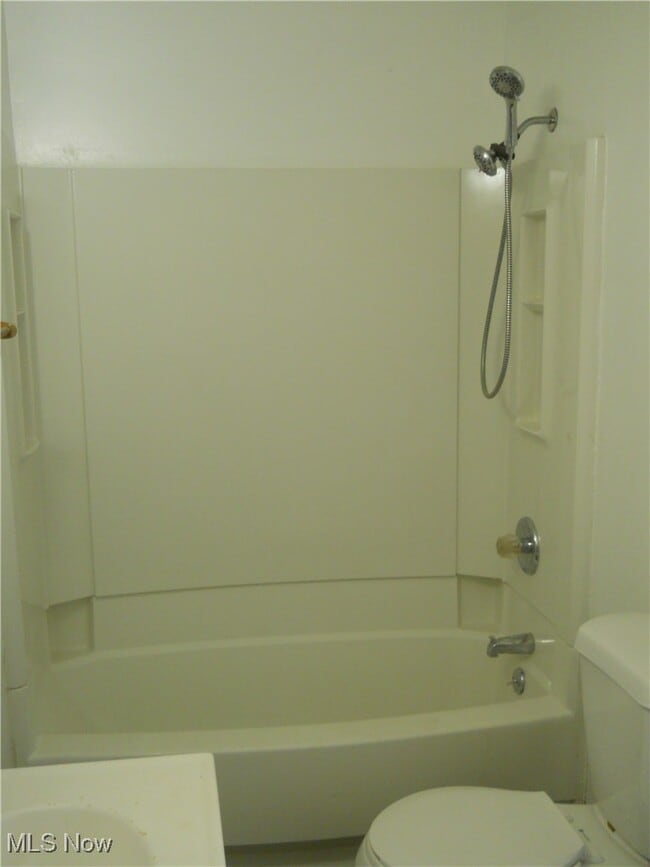 Building Photo - 383 Aqueduct St