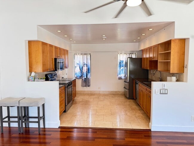 Building Photo - Single Family Home in Wahiawa