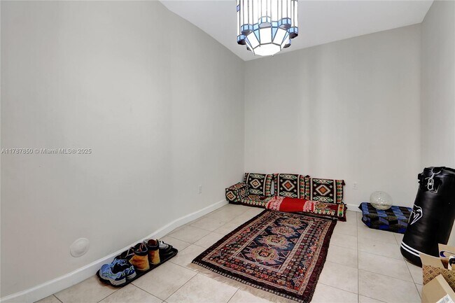 Building Photo - 6502 SW 162nd Ct