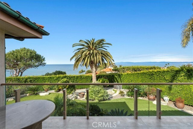 Building Photo - 809 Paseo Del Mar