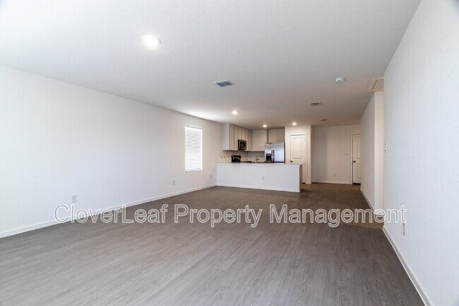 Building Photo - 3338 Gingham Pt