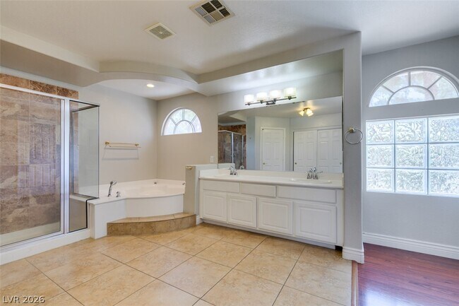Building Photo - 1683 Tassel Fern Ave