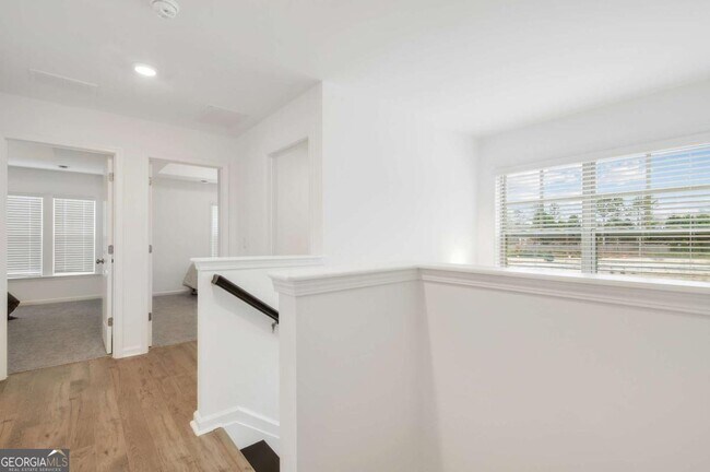 Building Photo - 1457 Halstead Pl