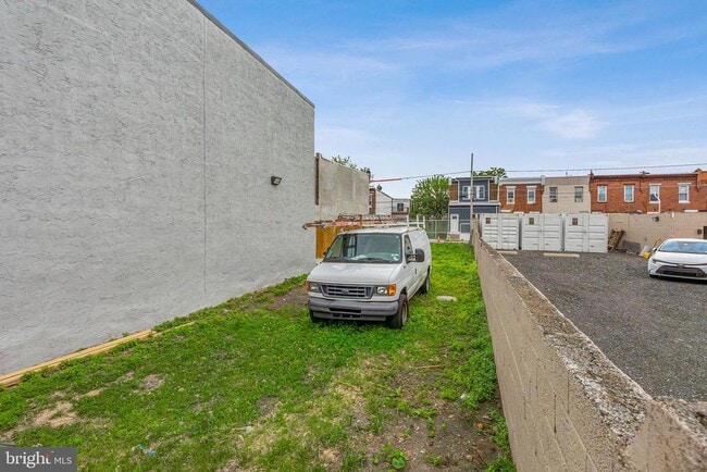 Building Photo - 3047 Janney St