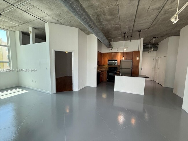 Building Photo - 2001 S Biscayne Blvd