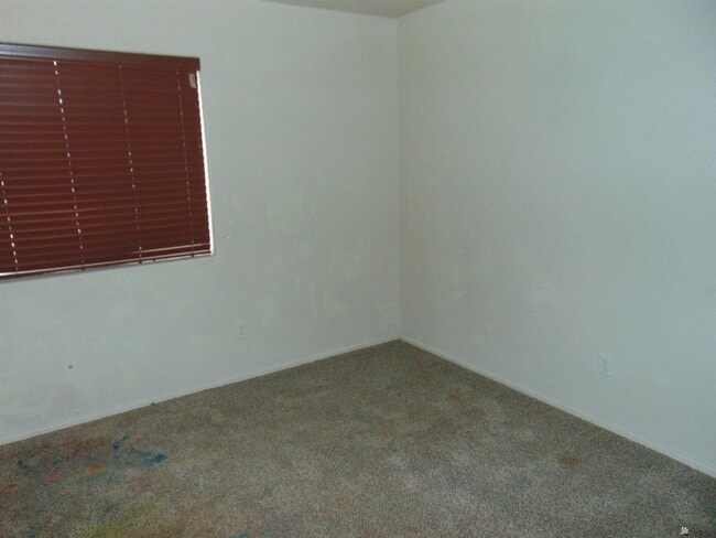 Building Photo - 11427 E 26th St