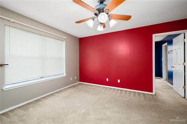 Building Photo - 211 Northgate Ave