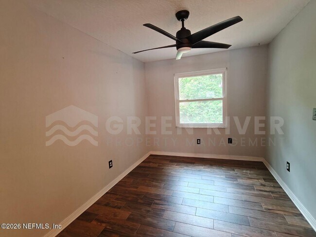 Building Photo - 1549 Sonoma Ct