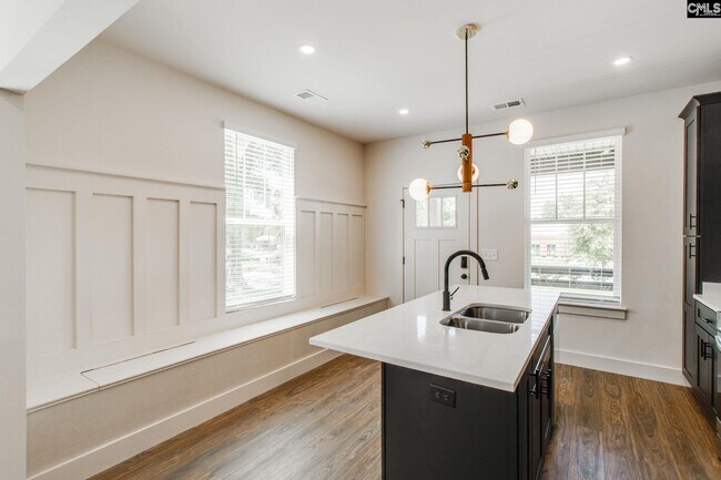 Building Photo - 2516 Richland St