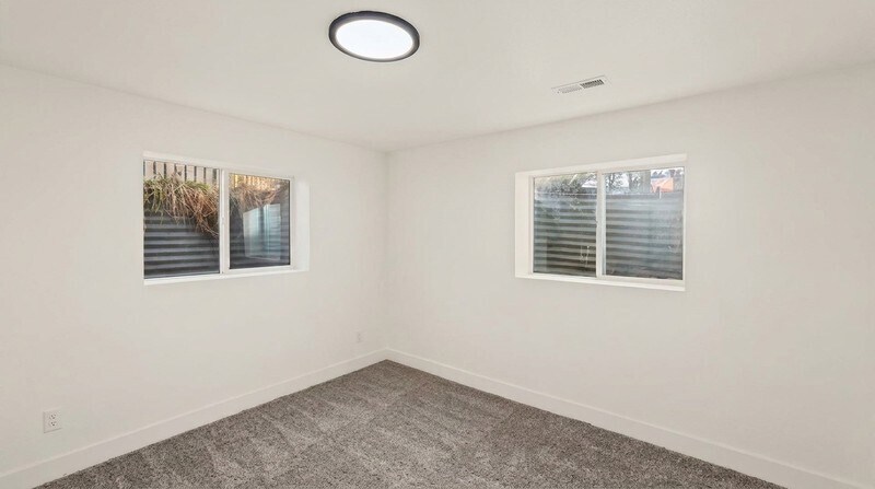 Building Photo - 9073 Elmhearst Dr