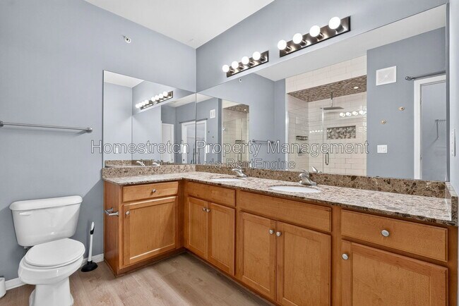 Building Photo - 1270 Strassner Dr