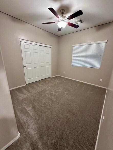 Bedroom 2 with brand new carpet - 18215 W Townley Ave