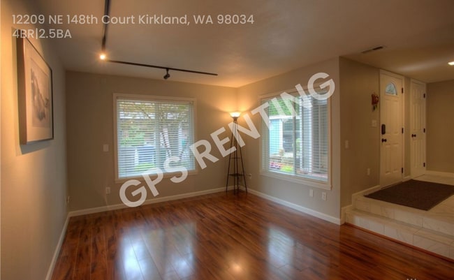 Building Photo - 12209 NE 148th Ct