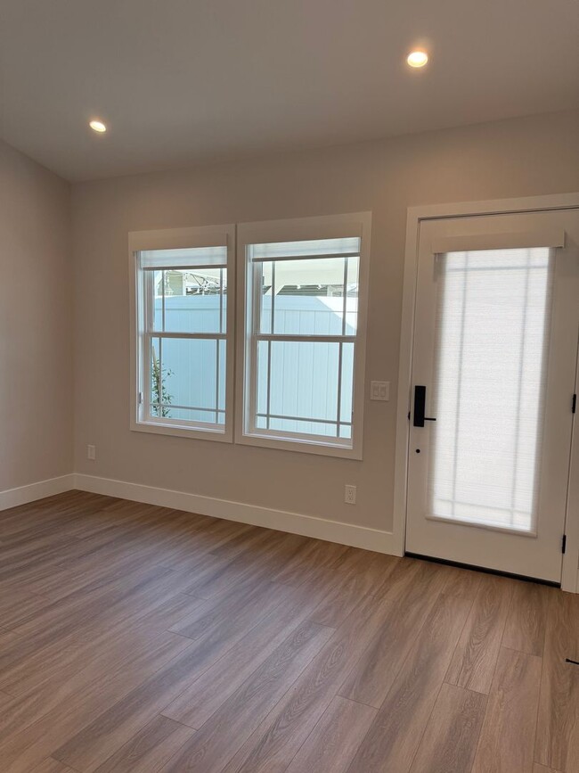 Building Photo - Brand New 1 Bedroom ADU in Downtown Fullerton