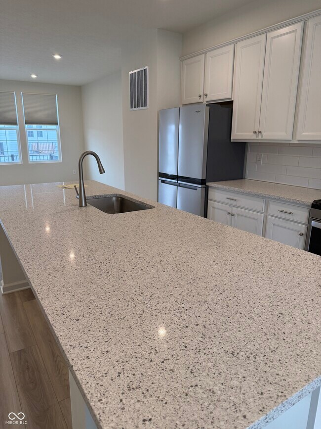 Building Photo - 14517 Pomona Ln