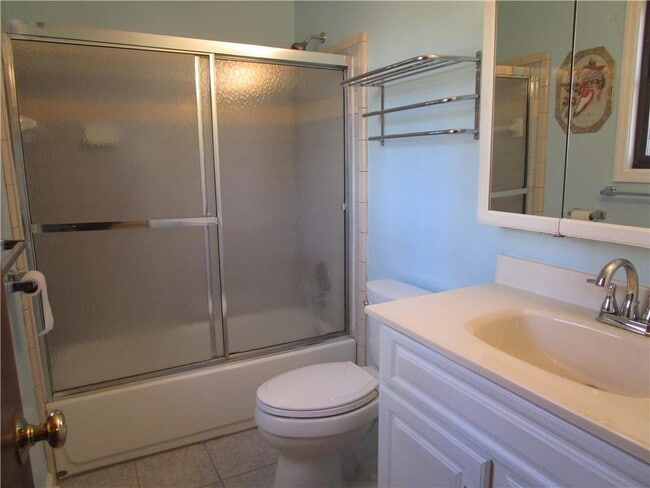 Building Photo - 1623 Rex Dr