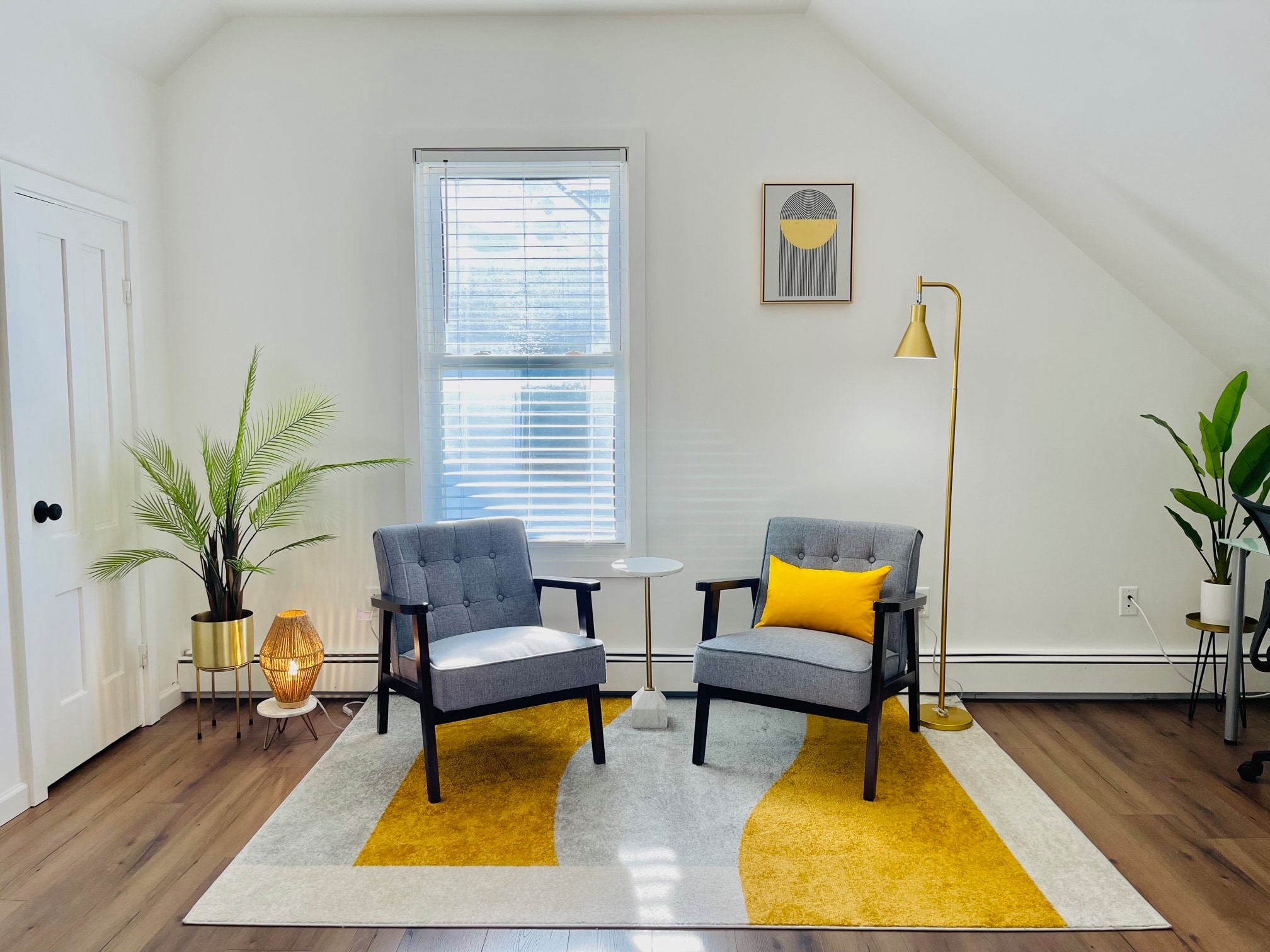 Living Room - 143 Oak St