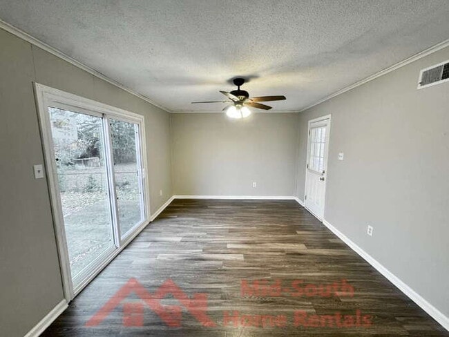 Building Photo - 3940 Schoolfield Rd