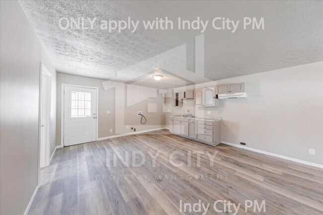 Building Photo - 3440 N Harding St