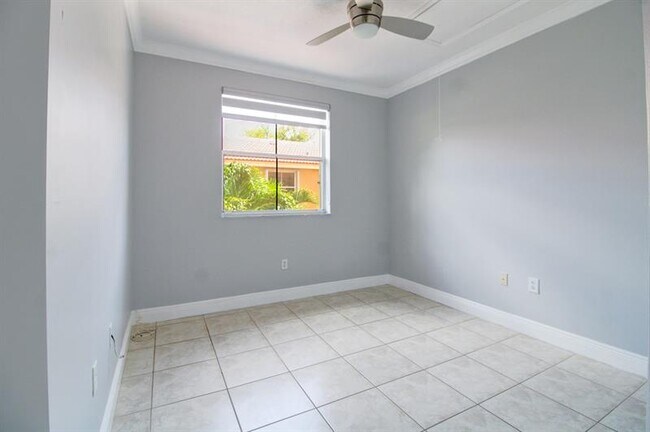 Building Photo - 8544 NW 140th Terrace