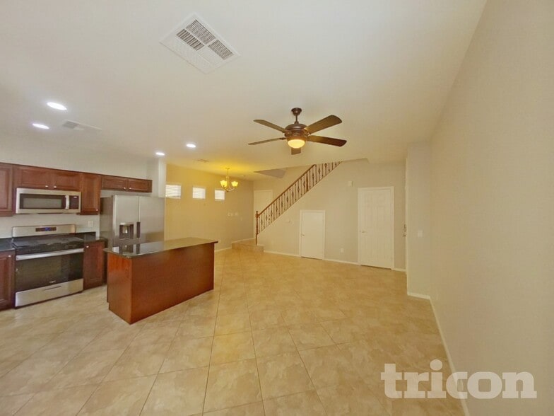 Building Photo - 3643 Sanwood St