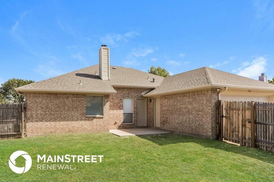 Building Photo - 1146 Weaver St