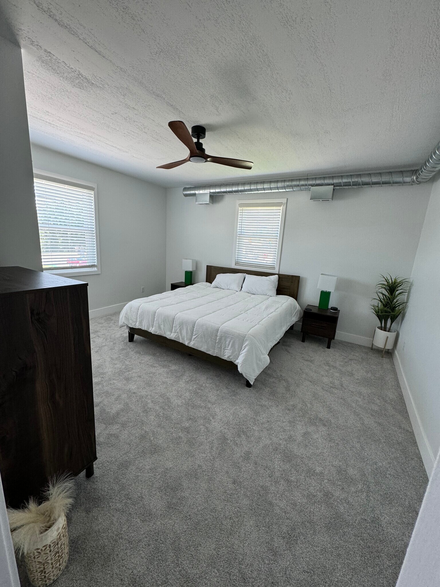 King Bedroom 1 - 664 New Castle Road