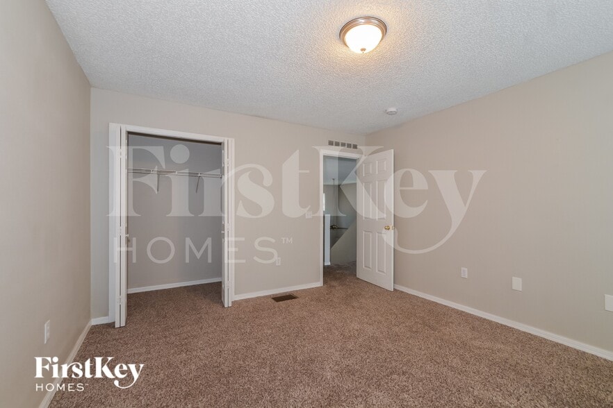 Building Photo - 3637 Queens Cove Blvd