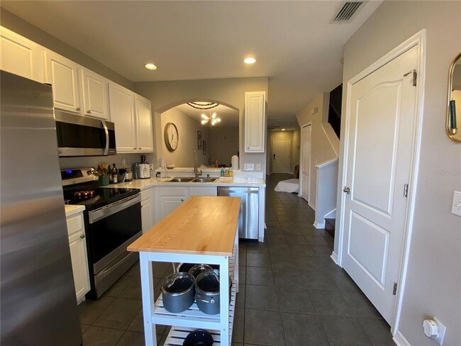 Building Photo - 16326 Swan View Cir