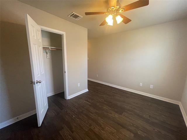 Building Photo - 3124 S Cherry Ln