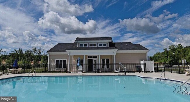 Building Photo - 8439 Devries Ln