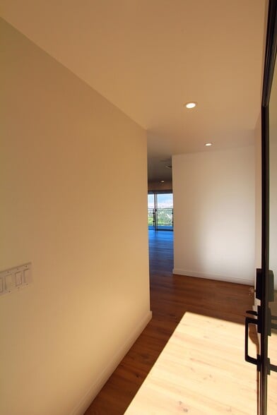 Building Photo - 7353 Pyramid Pl