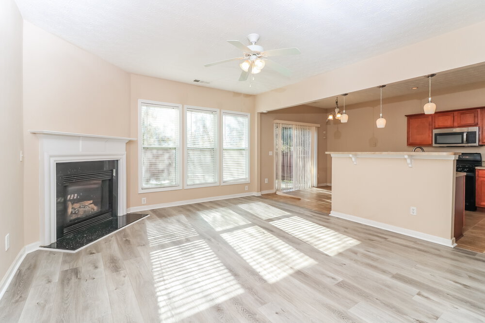 Building Photo - 900 Gardenia Curve