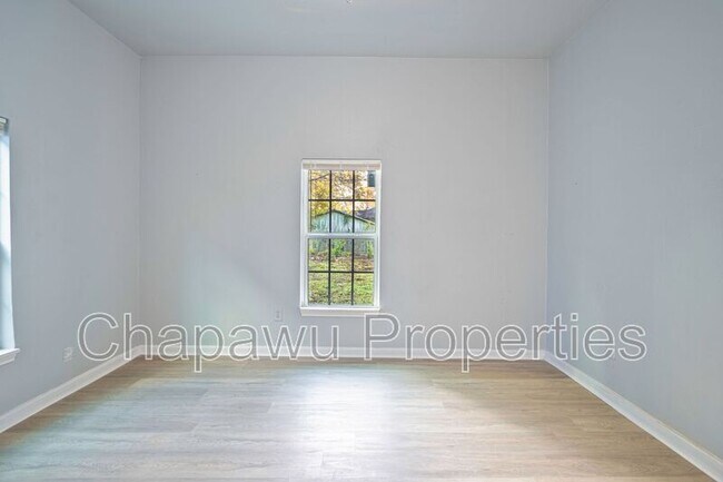 Building Photo - 1412 Hays St
