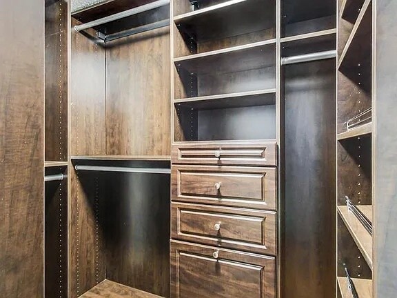 Building Photo - 2 E Erie St