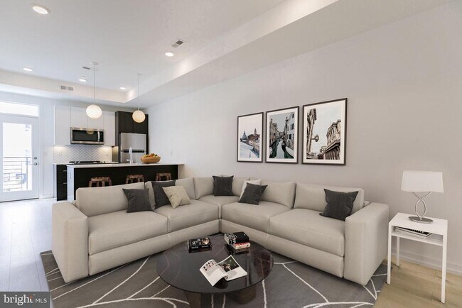 Building Photo - 1244 LeCount St