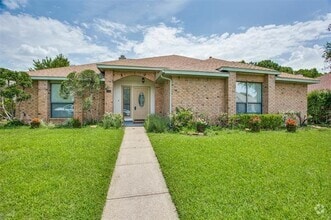 Building Photo - 5446 Meadow Vista Ln