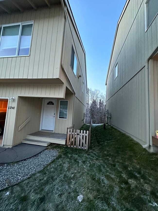 Building Photo - 13748 Fire Creek Trail Dr