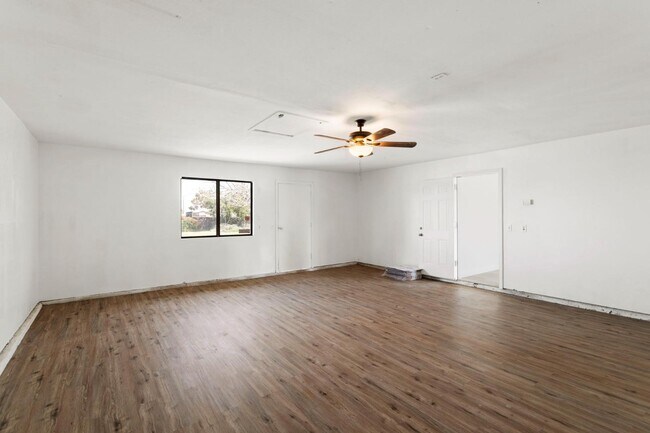 Building Photo - 7349 Jenkins Ave