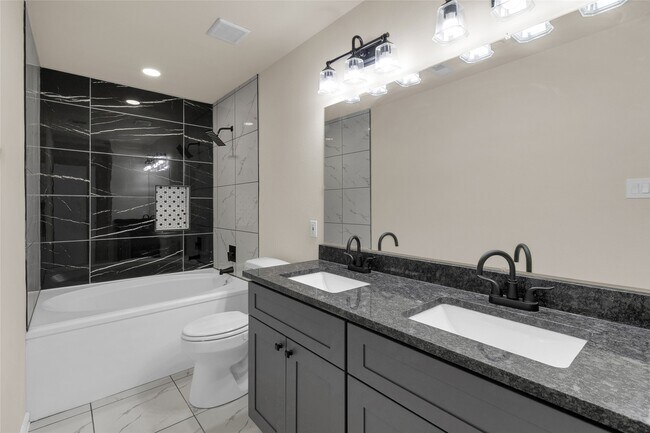 Building Photo - 2818 Piney Lake Ct