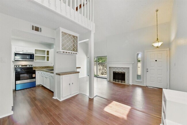 Building Photo - 3126 Windchase Blvd