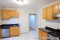 Building Photo - 22 Howell St