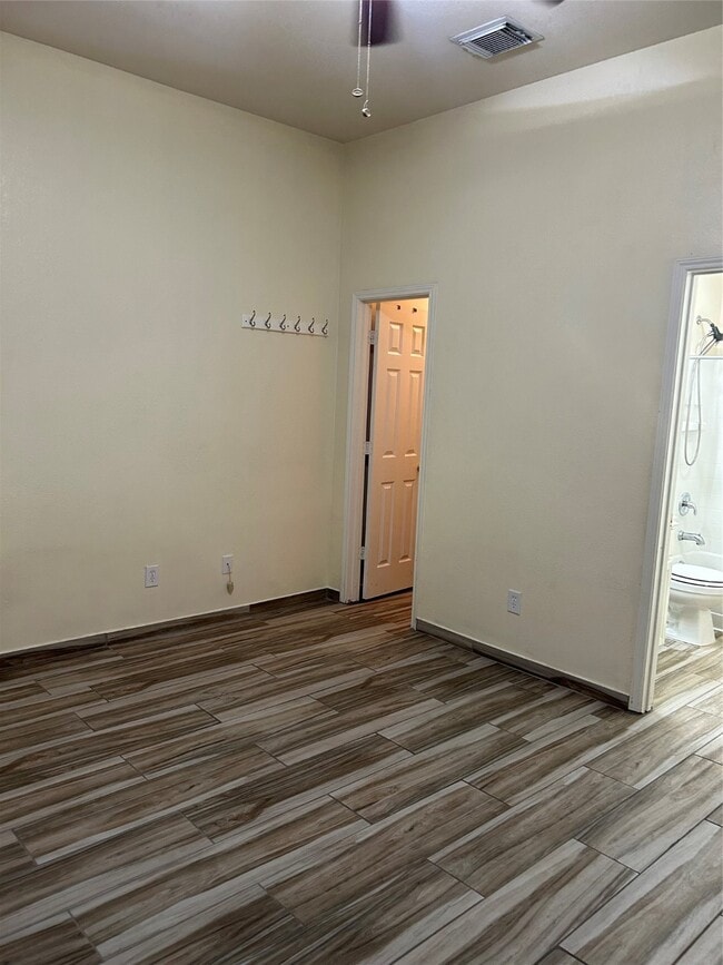 Building Photo - 4035 Cary Creek Dr