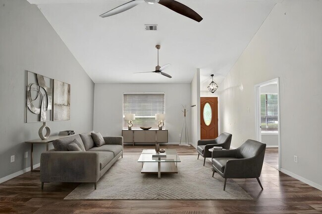 Building Photo - Beautiful Diamondhead Home