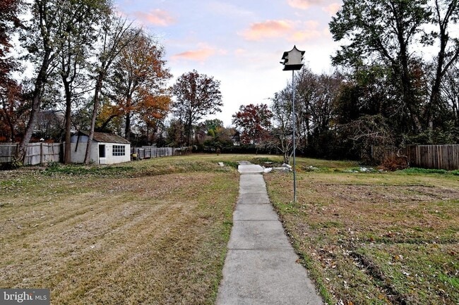 Building Photo - 7125 Harrison Ln